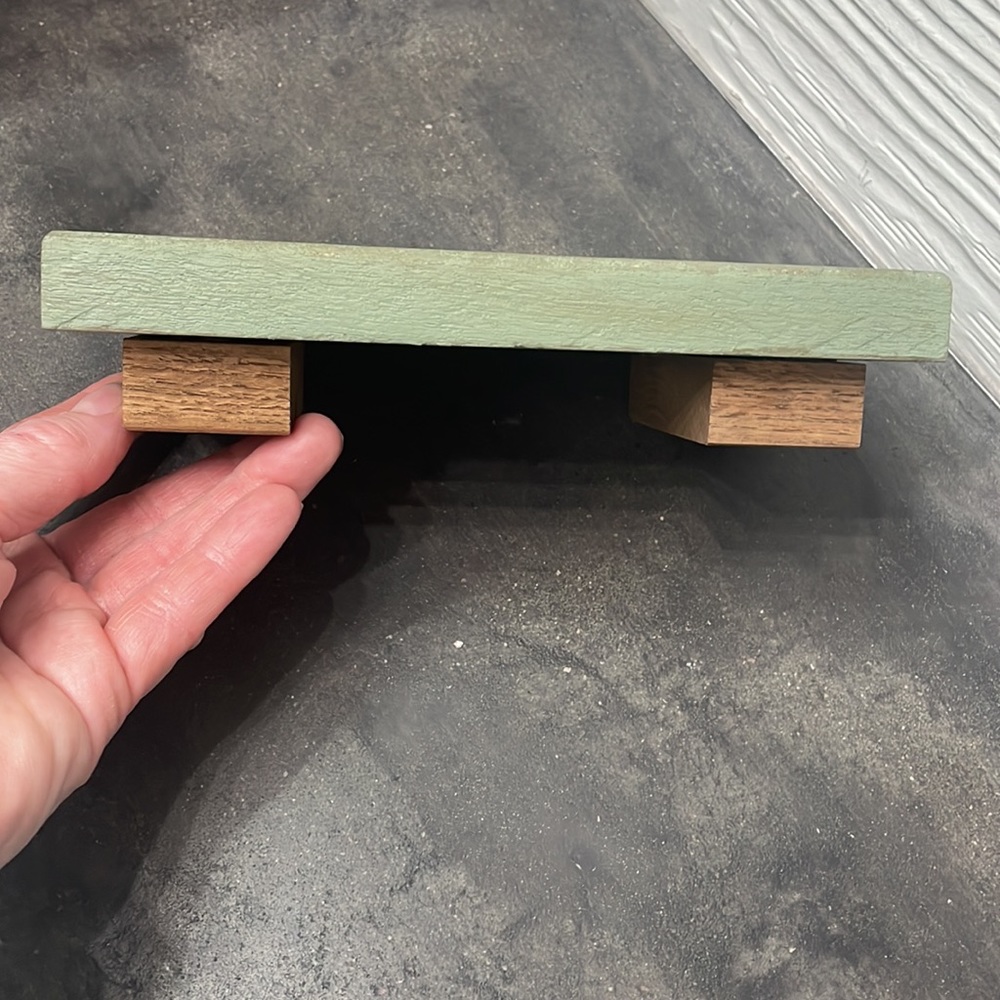 Handmade Wood Riser - Picture 4 of 4